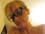 Nerdy wife riding hubby's cock and takes cumshot